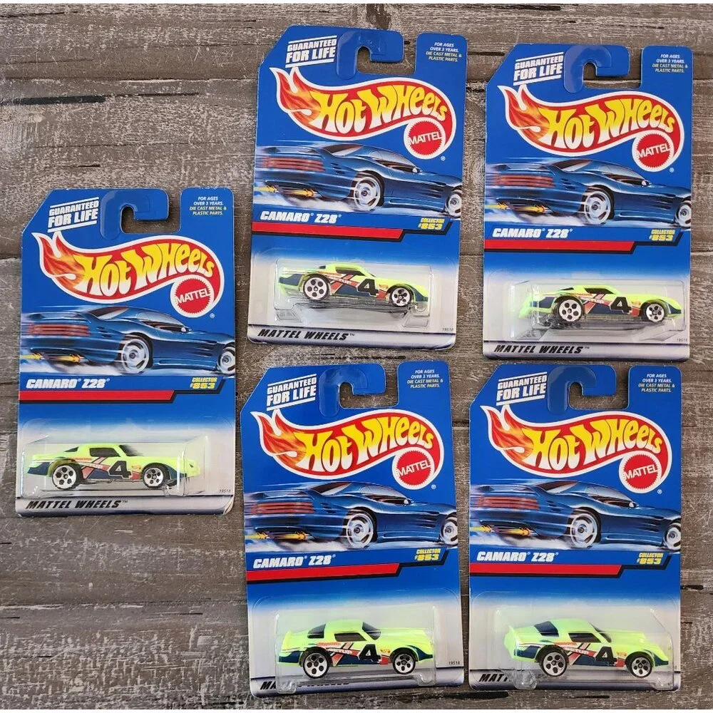 Hot Wheels Lot Of 20 Die-cast Cars Dodge Charger Tech Tones Chevy 1500 Truck‎